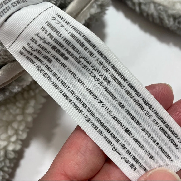 Abercrombie Buffalo Plaid Sherpa Sweatshirt Grey White - Picture 3 of 7